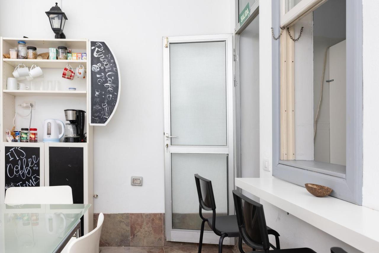 Wanderlust Hostel Santa Cruz de Tenerife Exterior photo